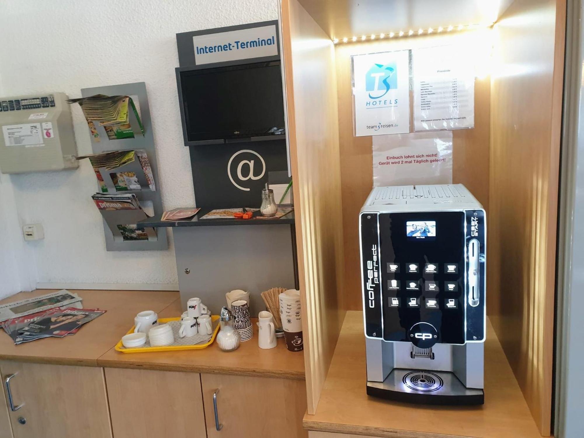 T3 Budget Berlin Hennigsdorf Luaran gambar